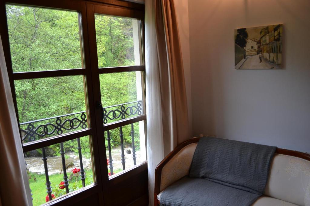 Alesga Hotel Rural - Valles Del Oso -Asturias San Salvador  Kamer foto