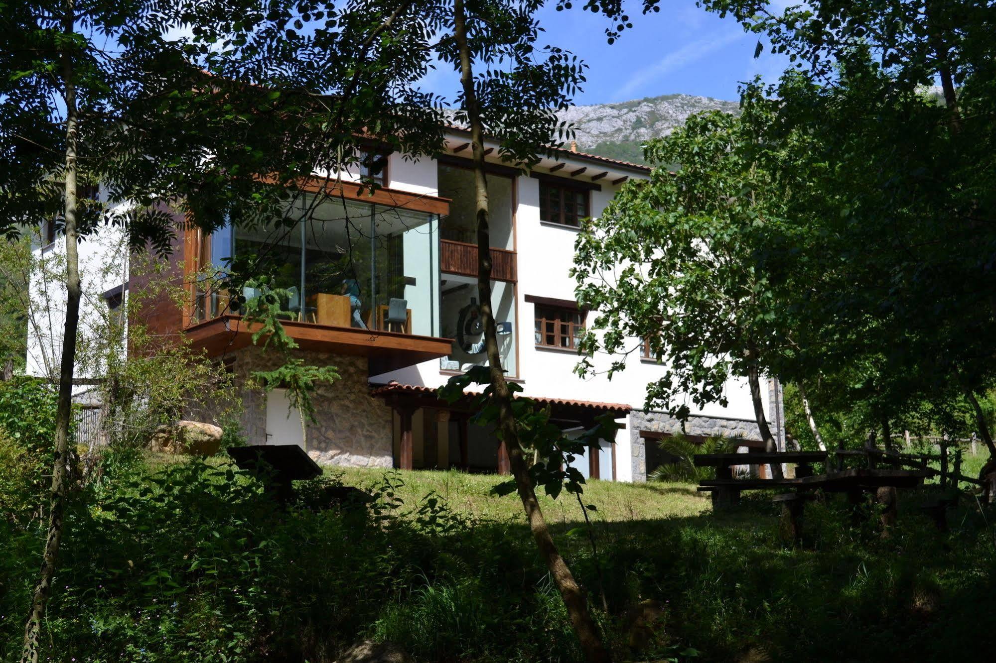 Alesga Hotel Rural - Valles Del Oso -Asturias San Salvador  Buitenkant foto